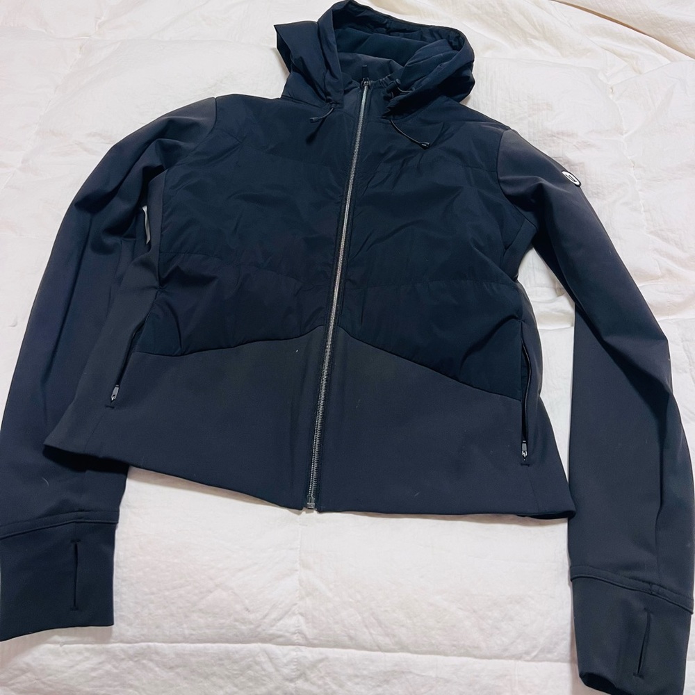 Vuori Women's Chilled Out Full Zip jacket